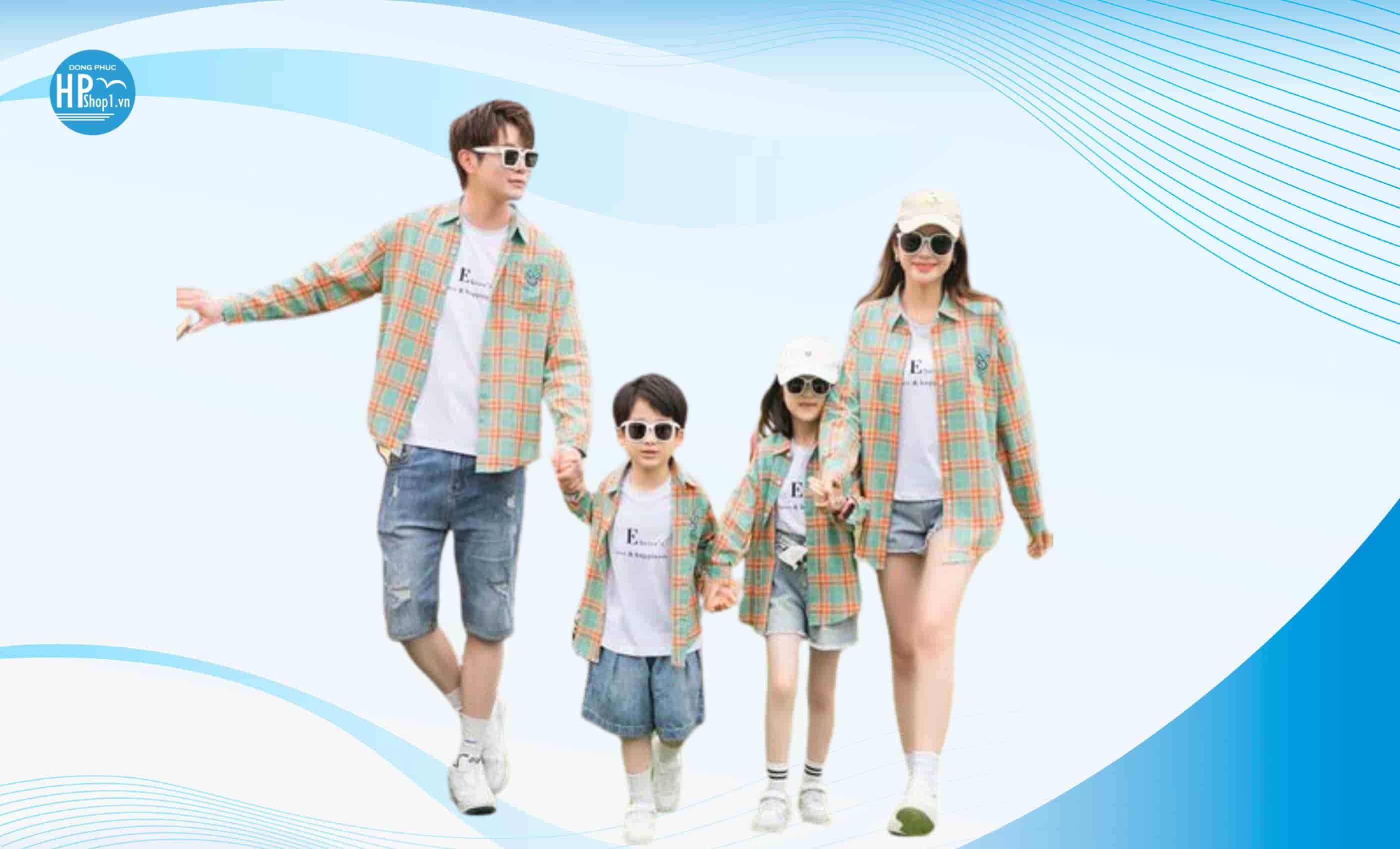Gợi Ý 5+ Kiểu Dáng Đồng Phục Đi Biển Gia Đình Phổ Biến